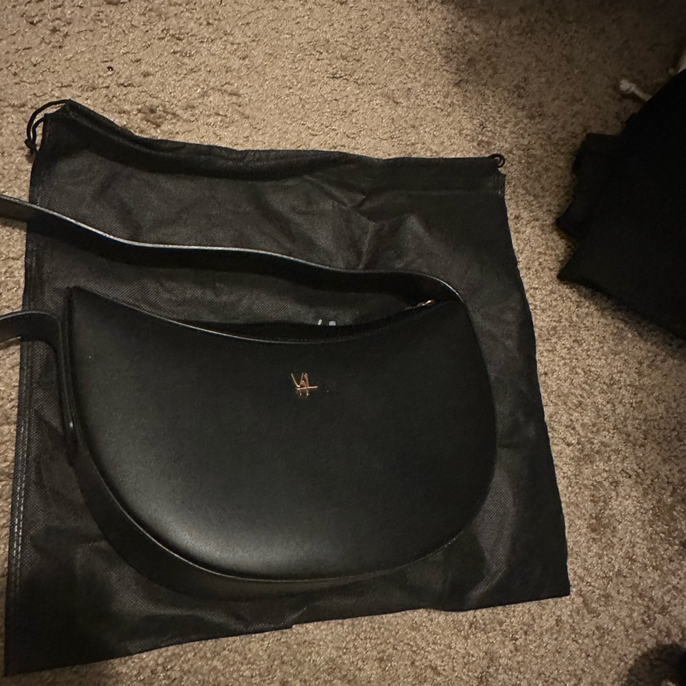 Black Shoulder Bag